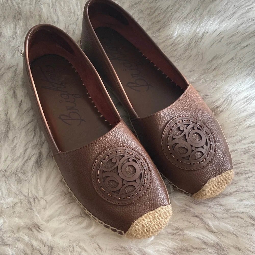 BRIGHTON Groove Brown Leather Slip-On Shoes